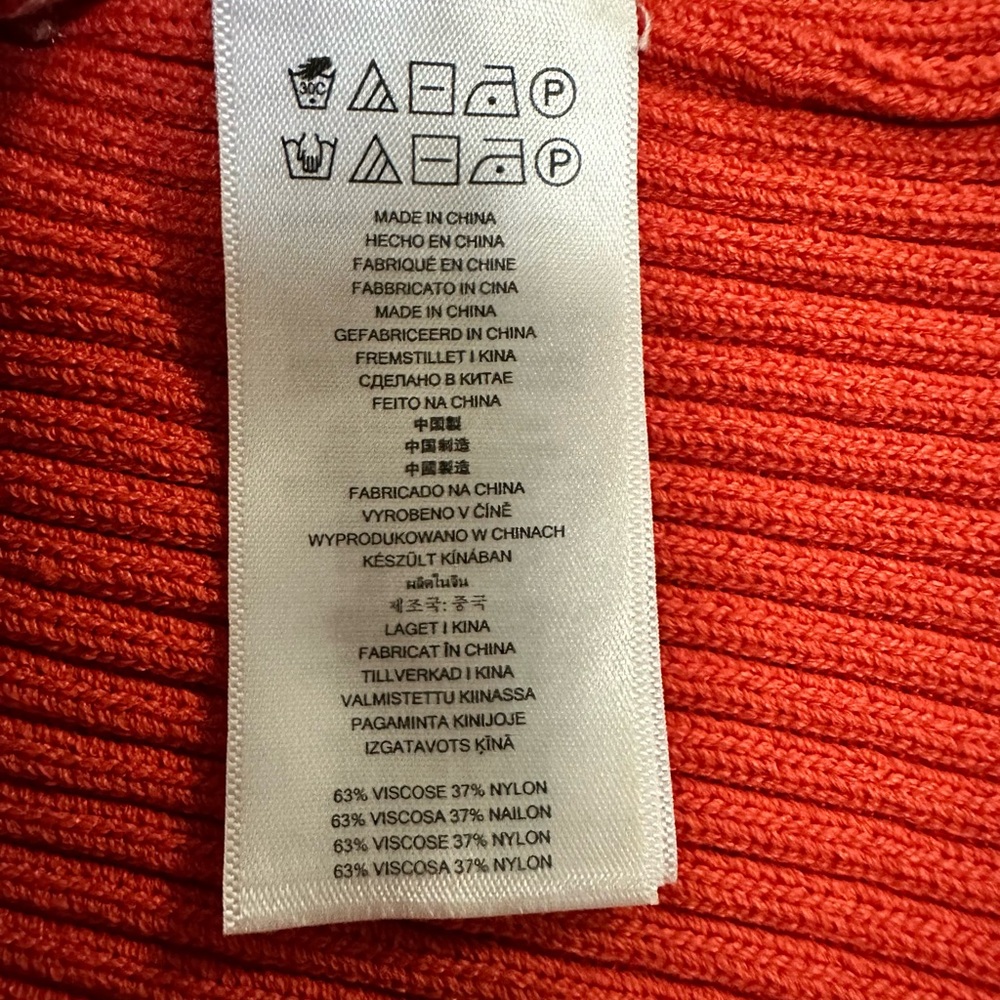 Red Ribbed Dress - Picture 5 of 5